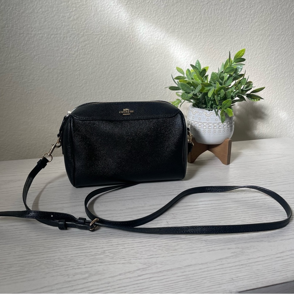 COACH CROSS BODY